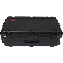 Load image into Gallery viewer, SKB 3i-3016-10BC iSeries Waterproof Utility Case with Cubed Foam Interior (Black)